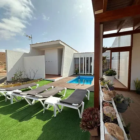 Private With Pool In The Mountains * Pájara